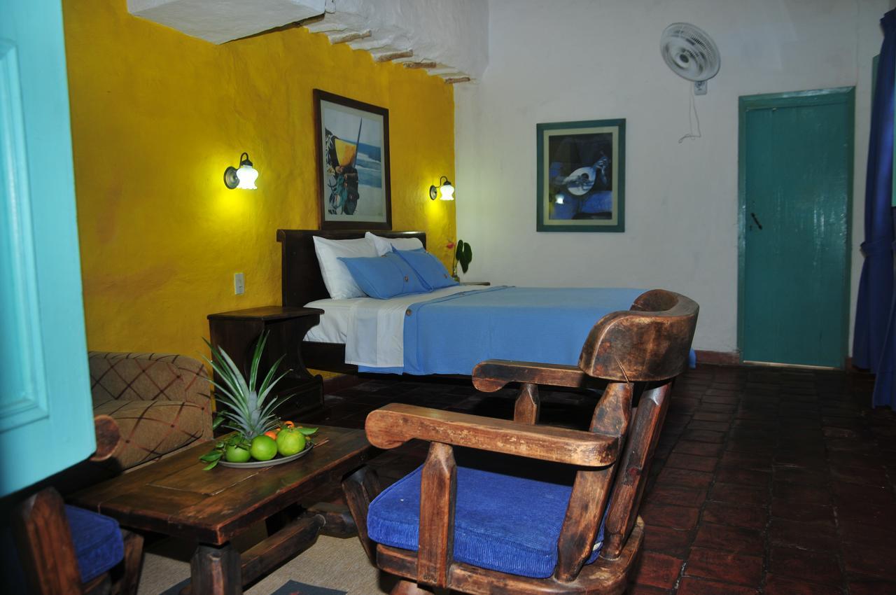 Hotel Mision Santa Barbara Rnt 4799 Barichara Exterior photo